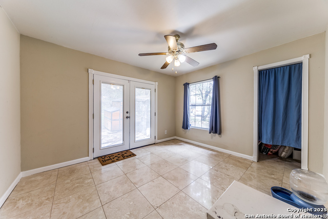 Listing photo id 19 for 9106 Saddle Trl