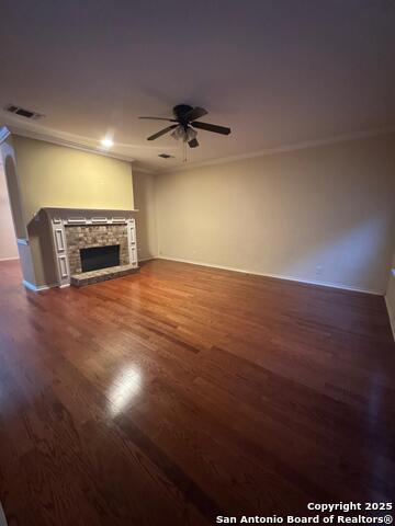 Image 3 of 23 For 5867 Creekway