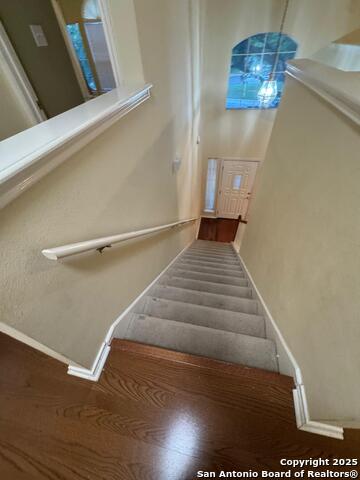 Image 7 of 23 For 5867 Creekway