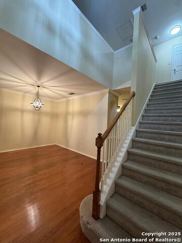 Image 8 of 23 For 5867 Creekway