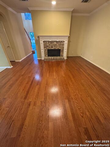 Image 9 of 23 For 5867 Creekway