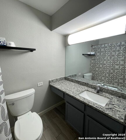Image 5 of 10 For 10527 Perrin Beitel  B106