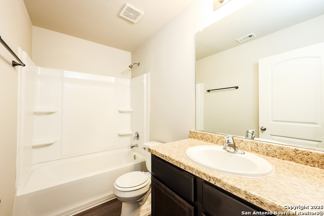 Image 4 of 15 For 6814 Treselle