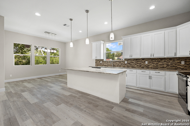 Image 17 of 35 For 1923 Clamp Ave