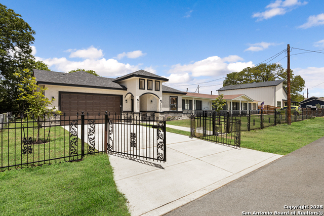 Image 5 of 35 For 1923 Clamp Ave