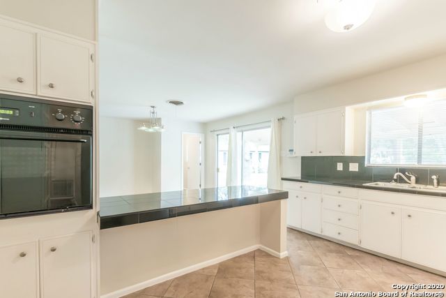 Image 2 of 17 For 1007 Homeric Dr