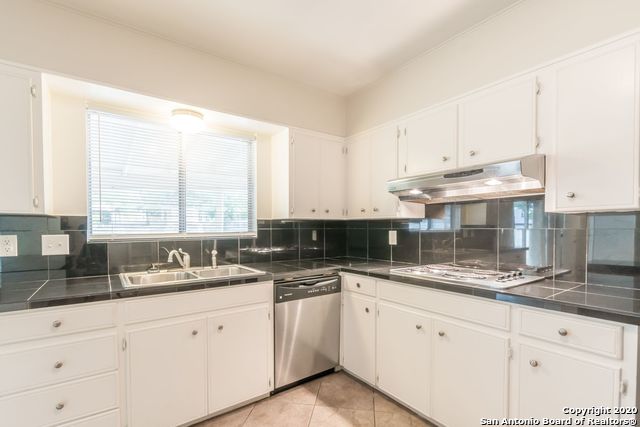 Image 6 of 17 For 1007 Homeric Dr