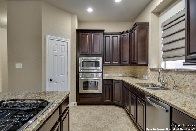 Image 12 of 27 For 10645 Foxen Way