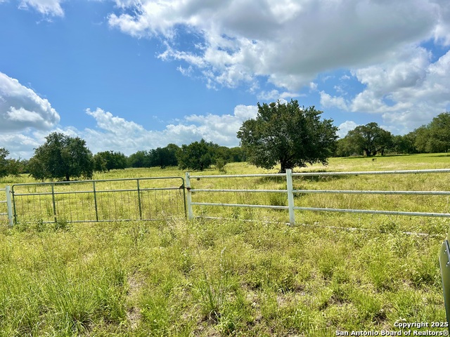 Image 4 of 4 For Lot 229 Ih 35