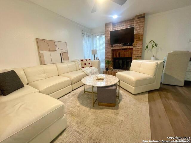 Image 6 of 19 For 4839 Brandeis St.  413