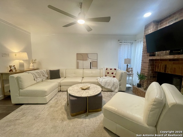 Image 7 of 19 For 4839 Brandeis St.  413
