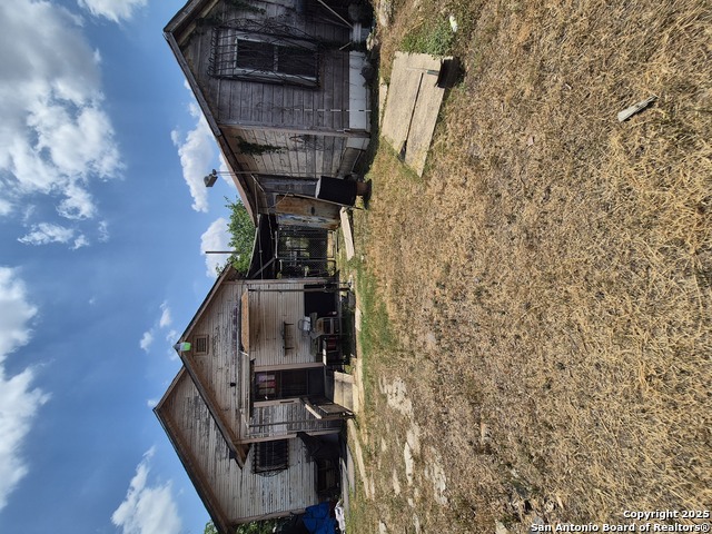 Image 12 of 12 For 337 Pendleton
