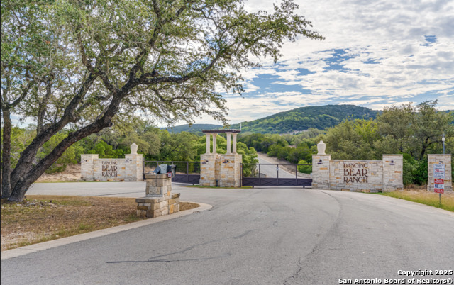 Image 29 of 35 For Lot 186 Pr 1712