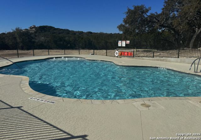 Image 30 of 35 For Lot 186 Pr 1712