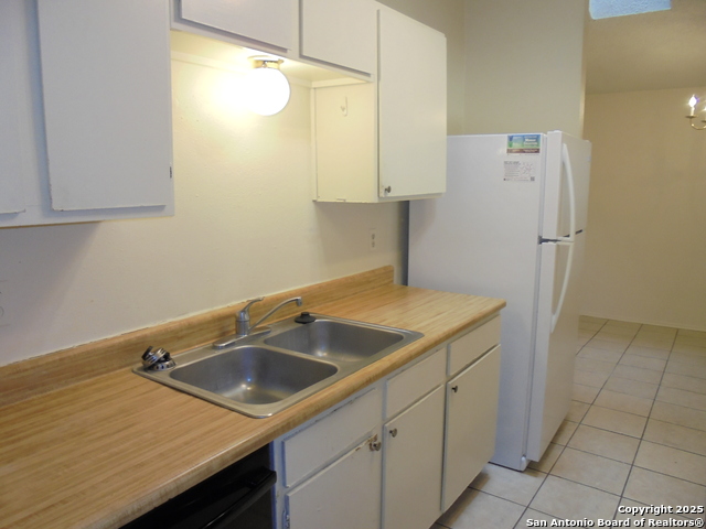 Listing photo id 4 for 14444 Woods Hole Dr
