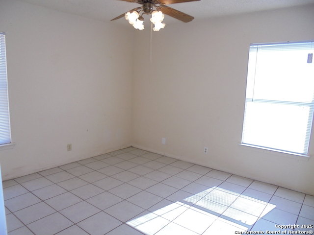 Listing photo id 5 for 14444 Woods Hole Dr