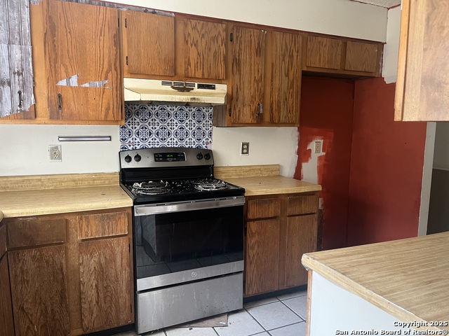 Image 2 of 19 For 5212 Vinecrest
