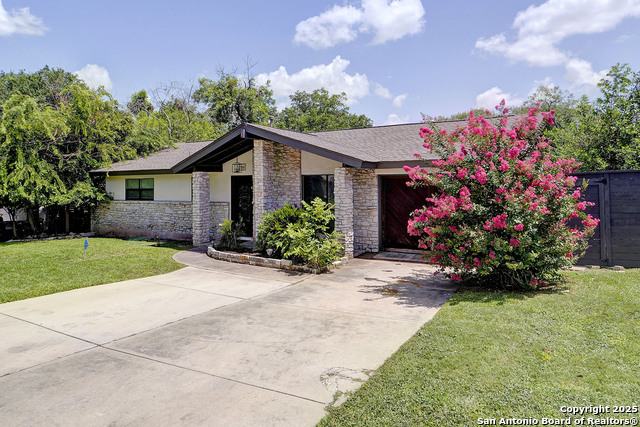 Image 3 of 41 For 5738 Brenda Ln