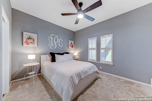 Image 22 of 35 For 13914 Port Bluff N