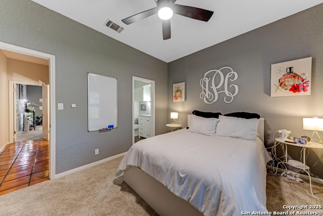 Image 23 of 35 For 13914 Port Bluff N