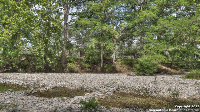 Image 14 of 39 For 154 Weston  