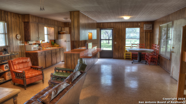 Image 22 of 39 For 154 Weston  