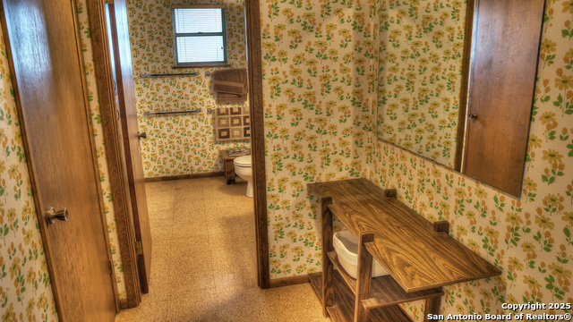 Image 26 of 39 For 154 Weston  