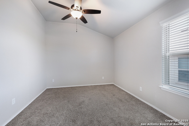Image 19 of 29 For 15310 Comanche Grove