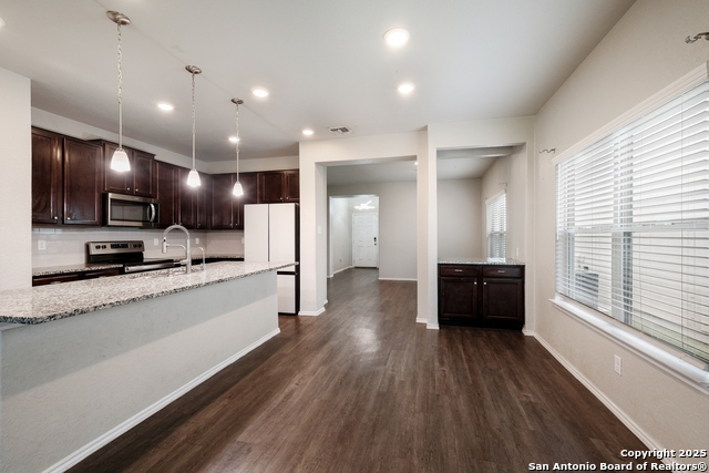 Image 6 of 29 For 15310 Comanche Grove