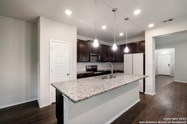 Image 7 of 29 For 15310 Comanche Grove