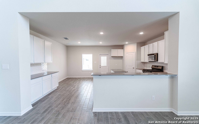 Image 6 of 18 For 5222 Clarence Field
