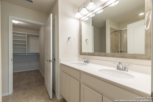 Listing photo id 14 for 13119 Sulphur Trails