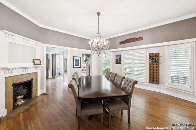 Image 12 of 47 For 133 Mistletoe Ave E