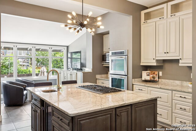 Image 15 of 47 For 133 Mistletoe Ave E