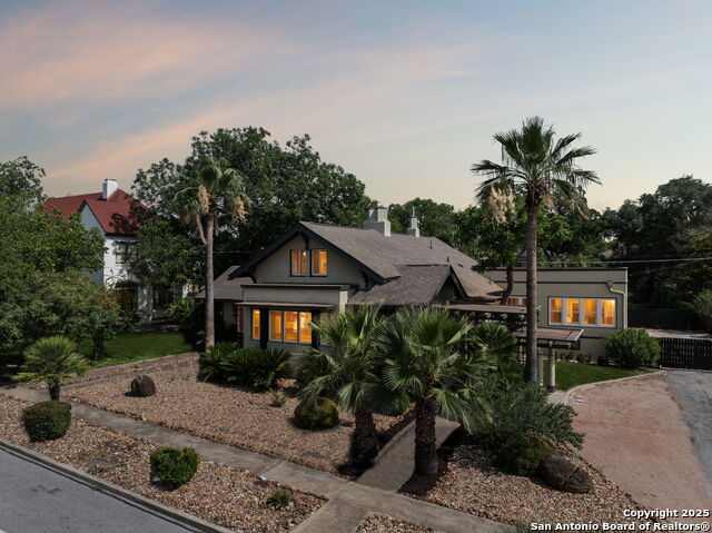Image 46 of 47 For 133 Mistletoe Ave E