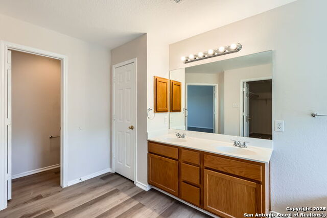 Image 11 of 26 For 2727 Encino River