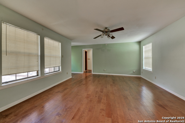 Listing photo id 9 for 16 Westwood  