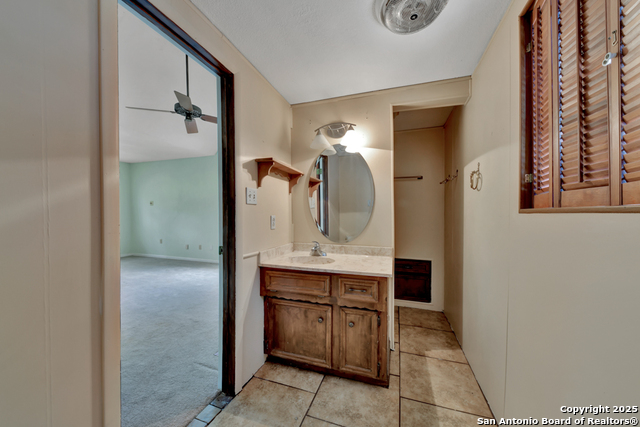 Listing photo id 18 for 16 Westwood  
