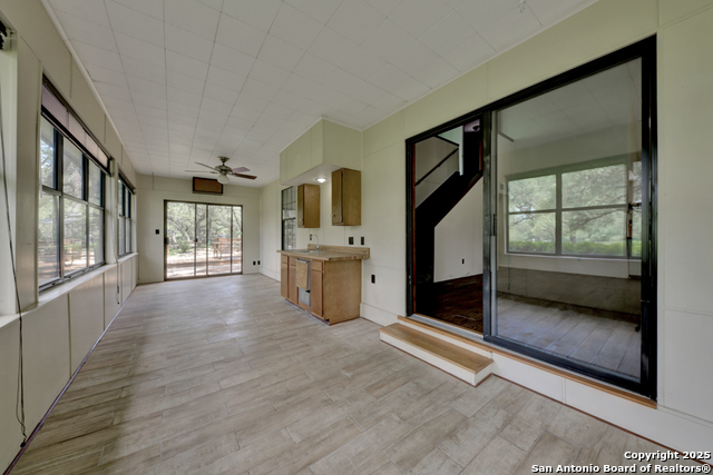 Listing photo id 20 for 16 Westwood  