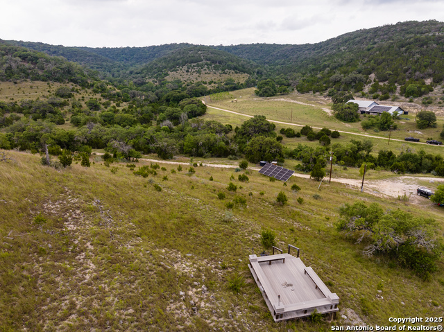 Listing photo id 9 for 1616 Mickle Creek