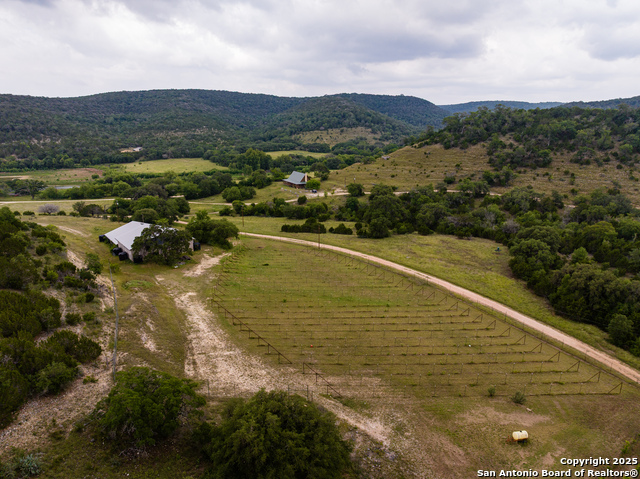 Listing photo id 13 for 1616 Mickle Creek