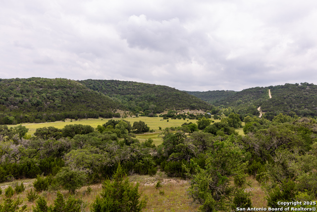 Listing photo id 0 for 1616 Mickle Creek