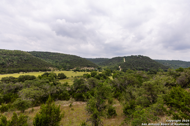 Listing photo id 1 for 1616 Mickle Creek