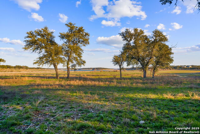 Image 21 of 31 For 539 Clay Ridge