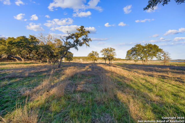 Image 22 of 31 For 539 Clay Ridge