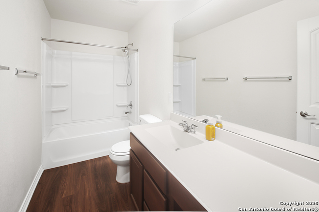 Image 21 of 26 For 6811 Beltran