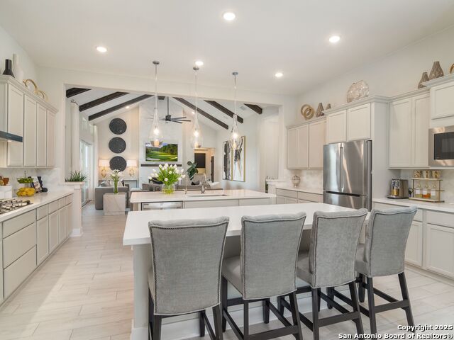 Listing photo id 14 for 25022 Dulzura