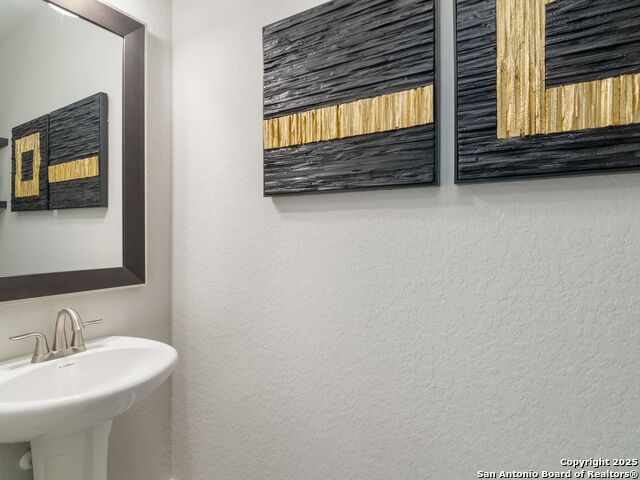 Listing photo id 22 for 25022 Dulzura