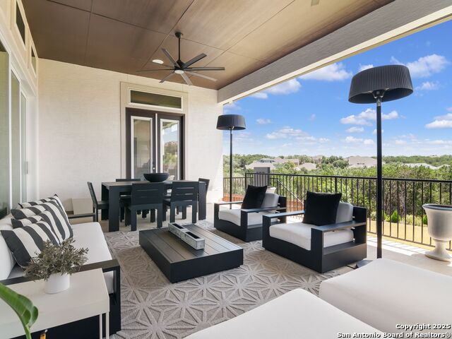 Listing photo id 35 for 25022 Dulzura