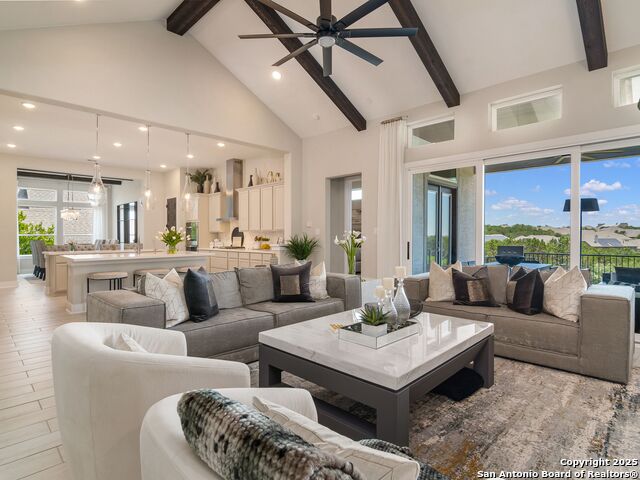 Listing photo id 7 for 25022 Dulzura